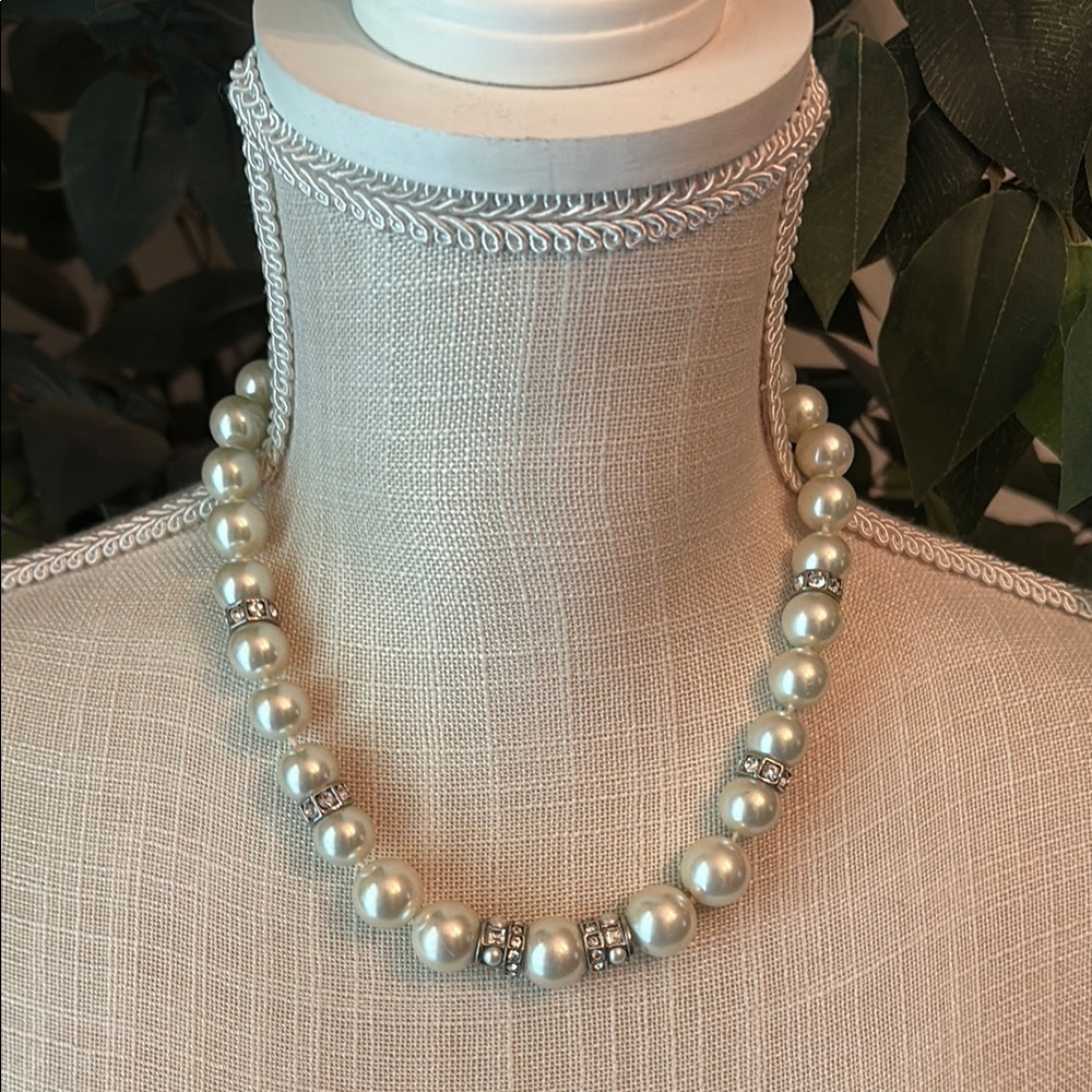 Givenchy Cream and Silver Pearl Necklace